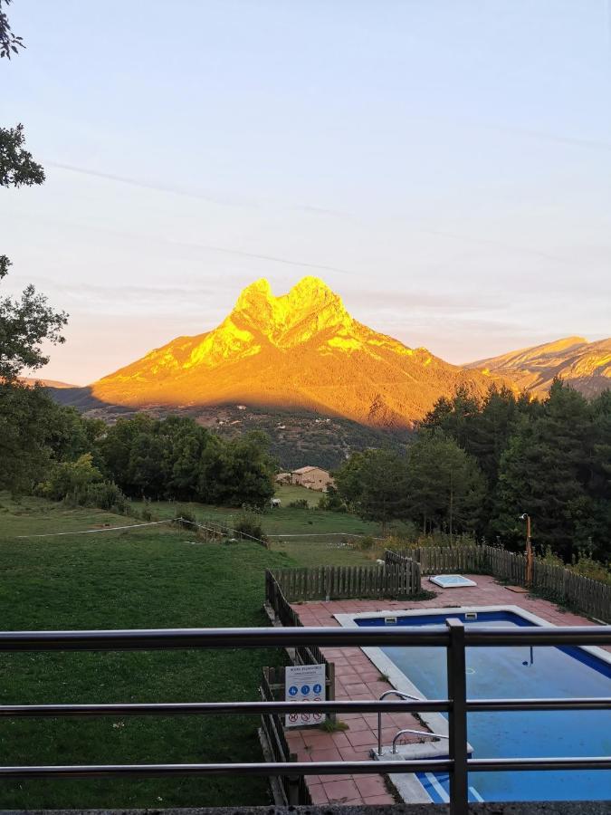 Hostal Pedraforca Saldes Exterior foto